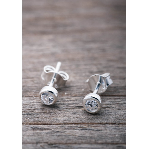 Silver earrings c/z stone