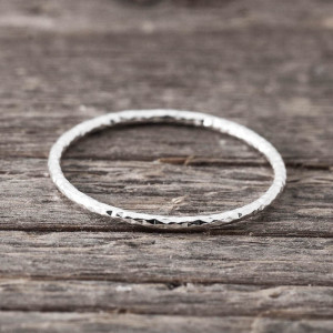 Silver ring hammered