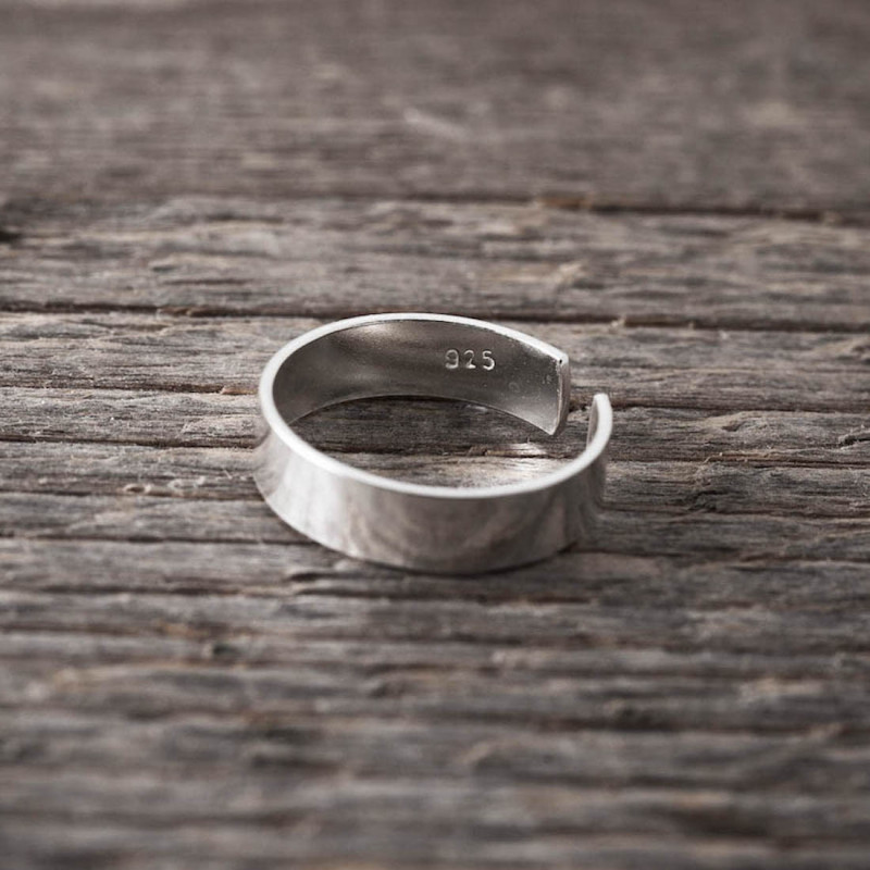 Silverring fingertopp platt