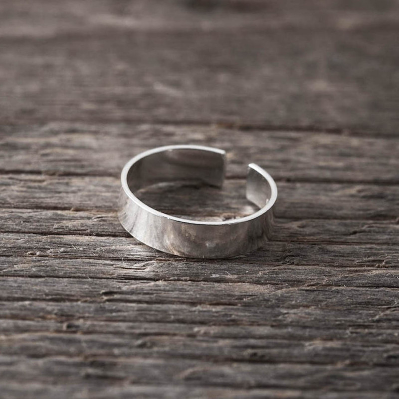 Silverring fingertopp platt