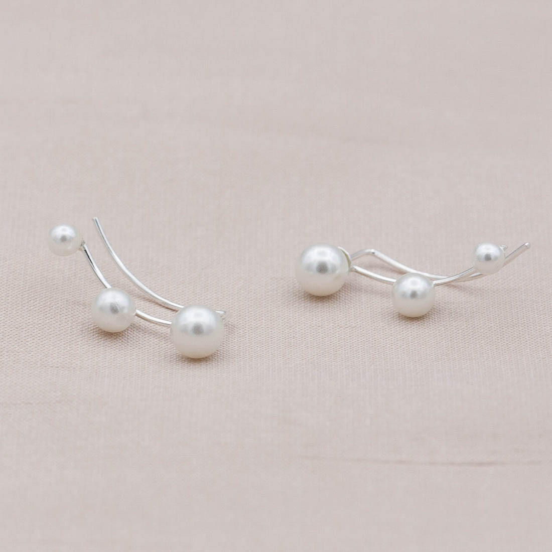 Ear climber pearls