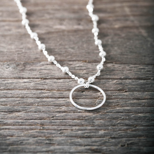 Silverhalsband cirkel
