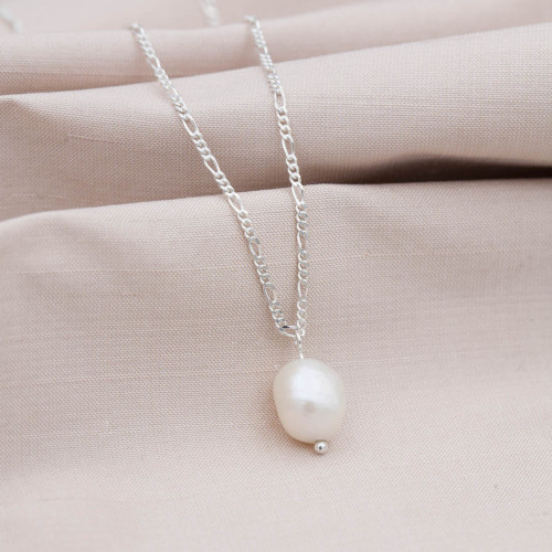 Silverhalsband med sötvattenspärla