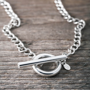 Silver necklace T-bar