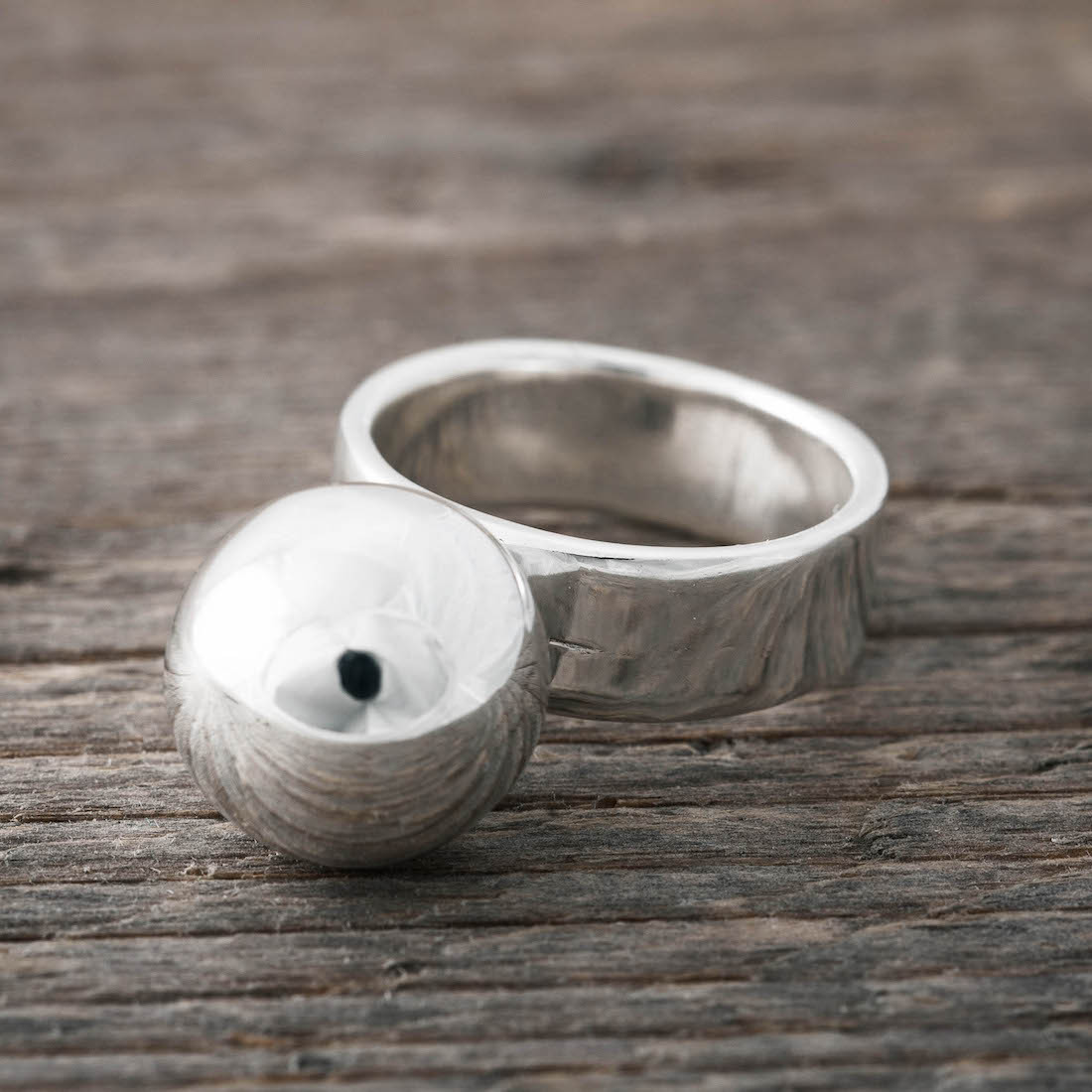 Silverring kula