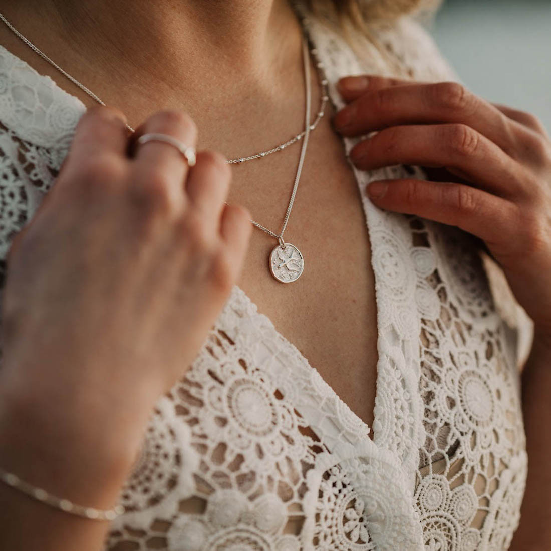 Silverkedja tunn länk med kulor