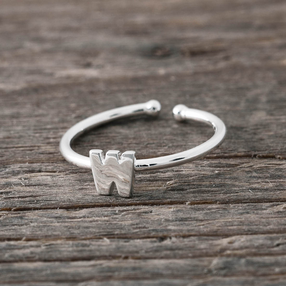 Silver ring W