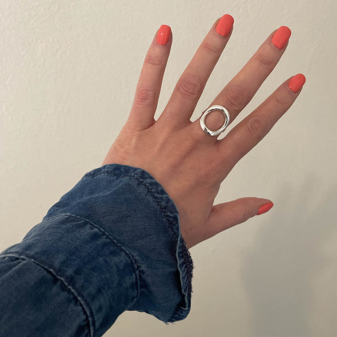 Silver ring big circle