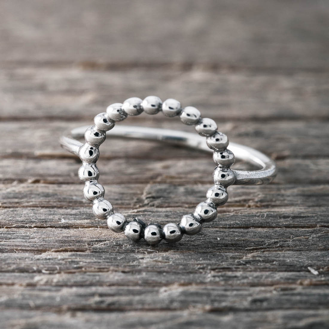 Silverring stor cirkel m pluppar