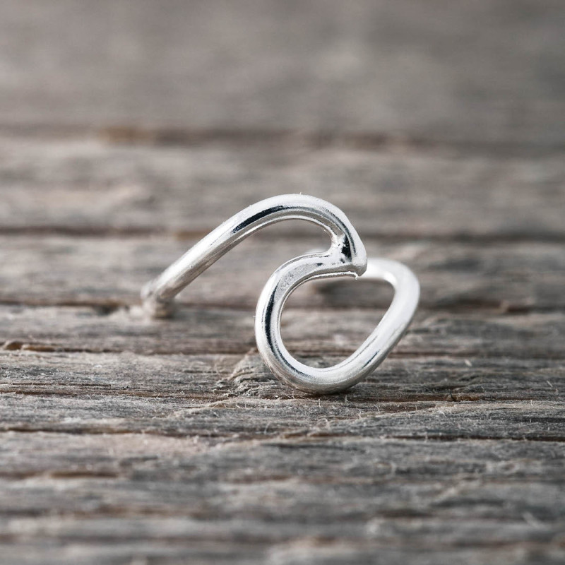 Silverörhänge ear cuff -våg