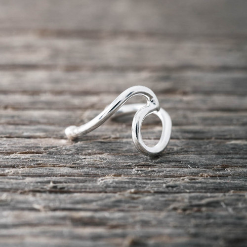 Silverörhänge ear cuff -våg