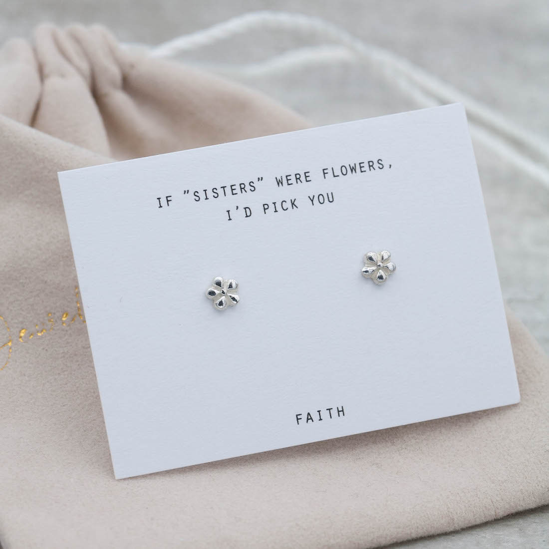 Silverörhängen miniblomma