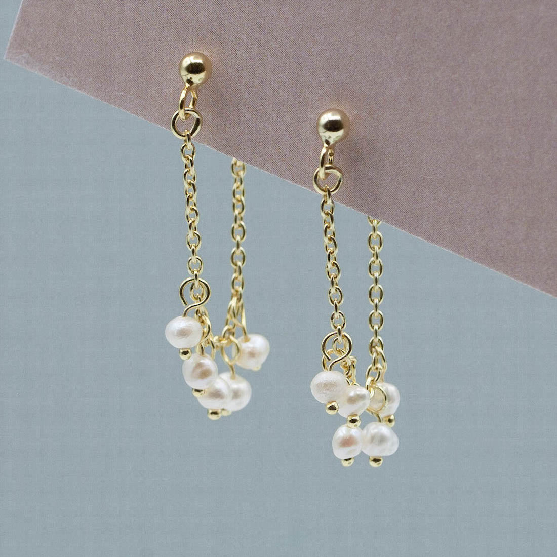 Gold earrings chain with freshwater pearls