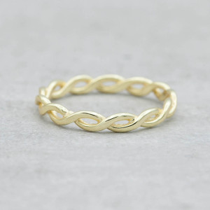Gold ring twisted braid