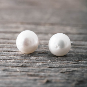Pearl earrings 8mm