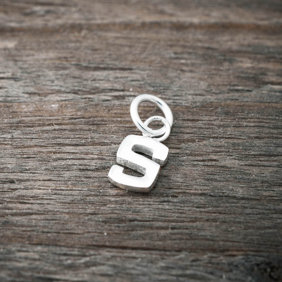 Silver charm S