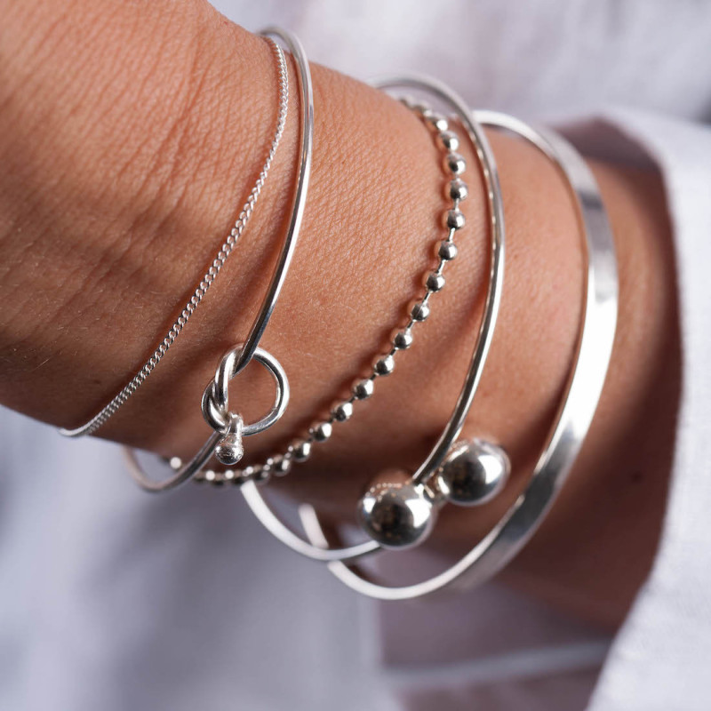 stelt silverarmband kärleksknut