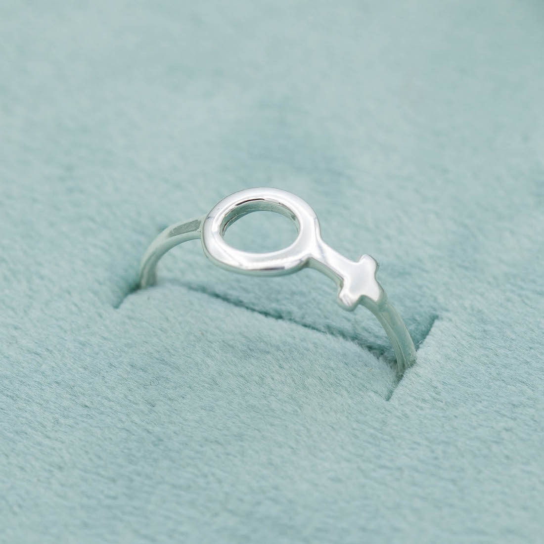 Silver ring female