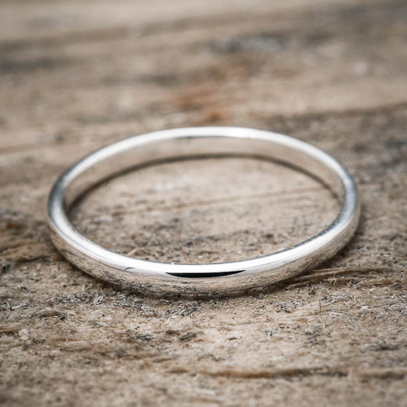 Thin Plain Ring | En Route Jewelry