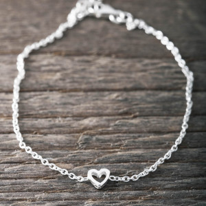 Silver bracelet mini heart