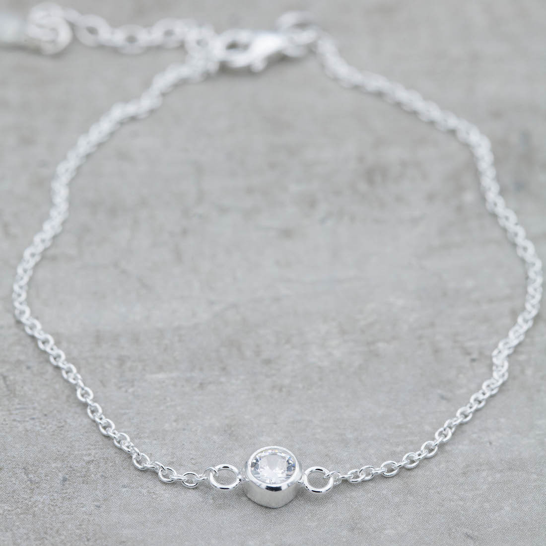 Silver bracelet c/z stone