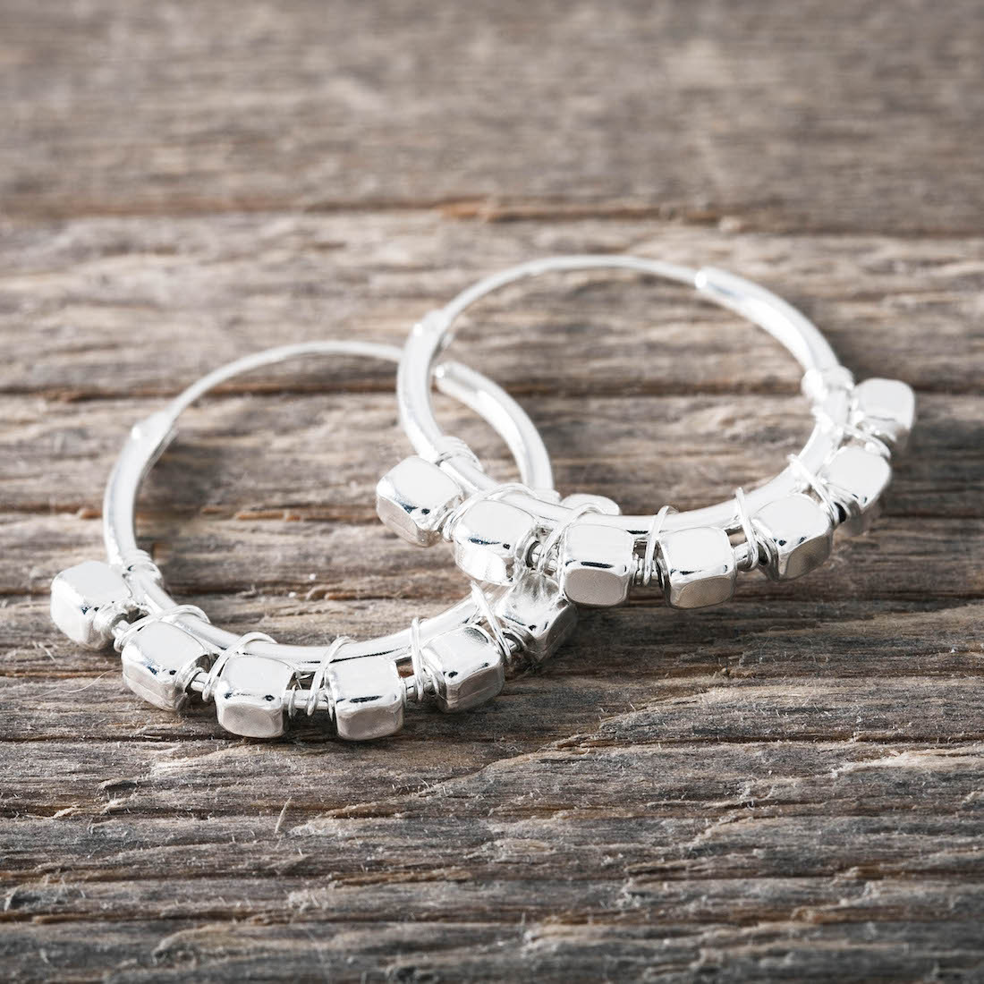 Silverhoops with cubes