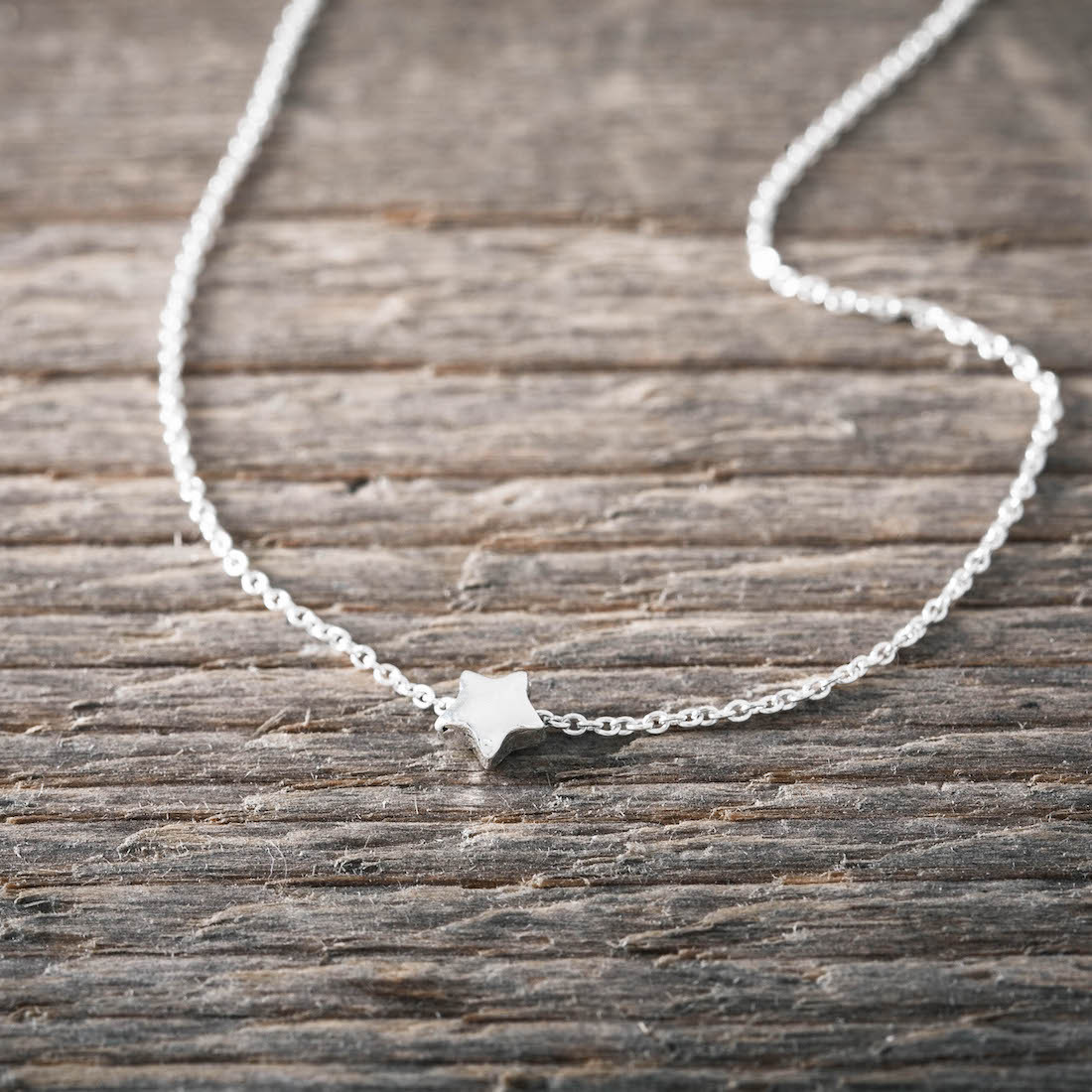 Silver necklace small star