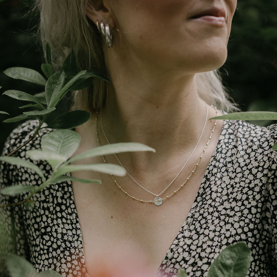 Silver necklace thin