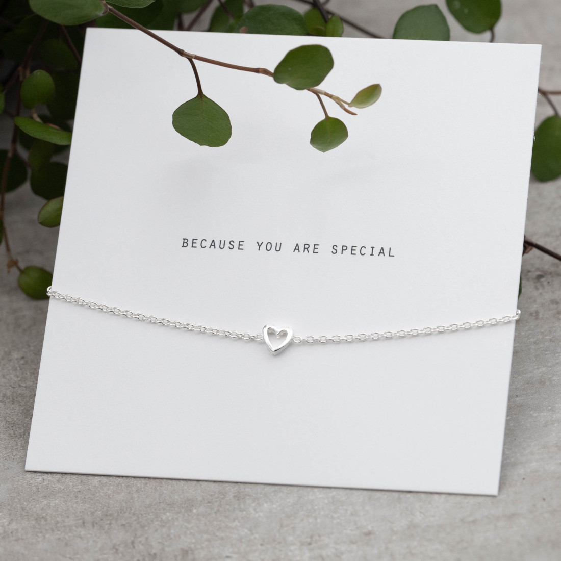 Silver bracelet mini heart