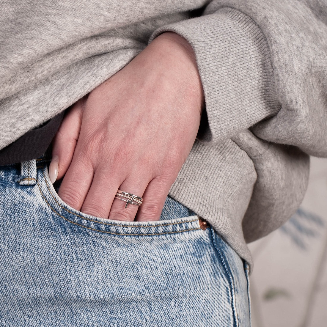 Silverring liten blixt