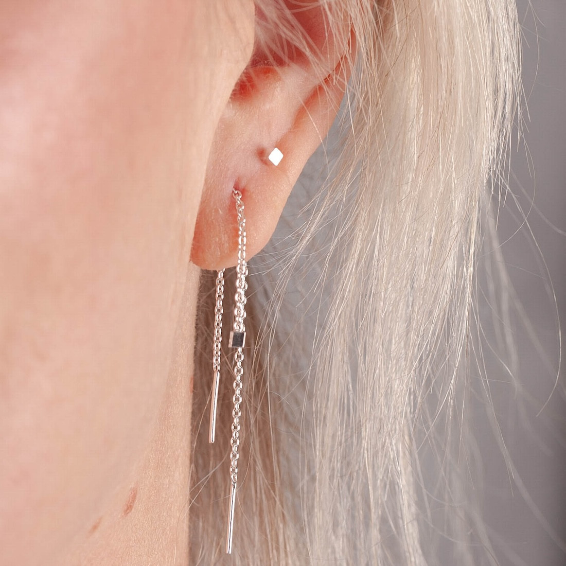Silver earrings chain with cube