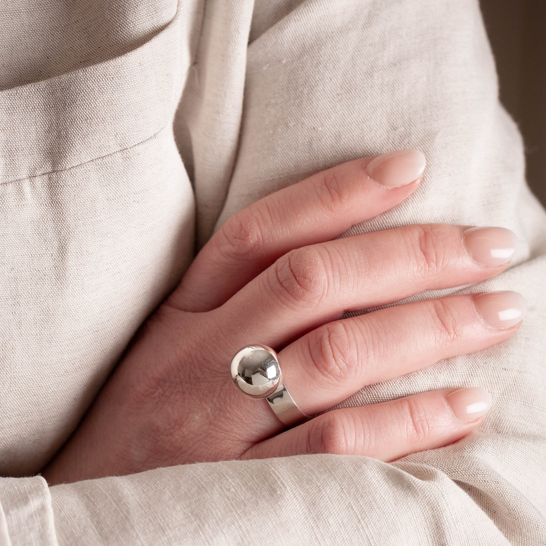 Silver ring big ball