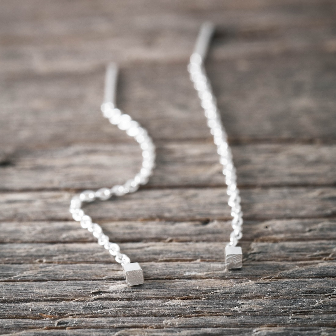 Silver earrings chain with cube