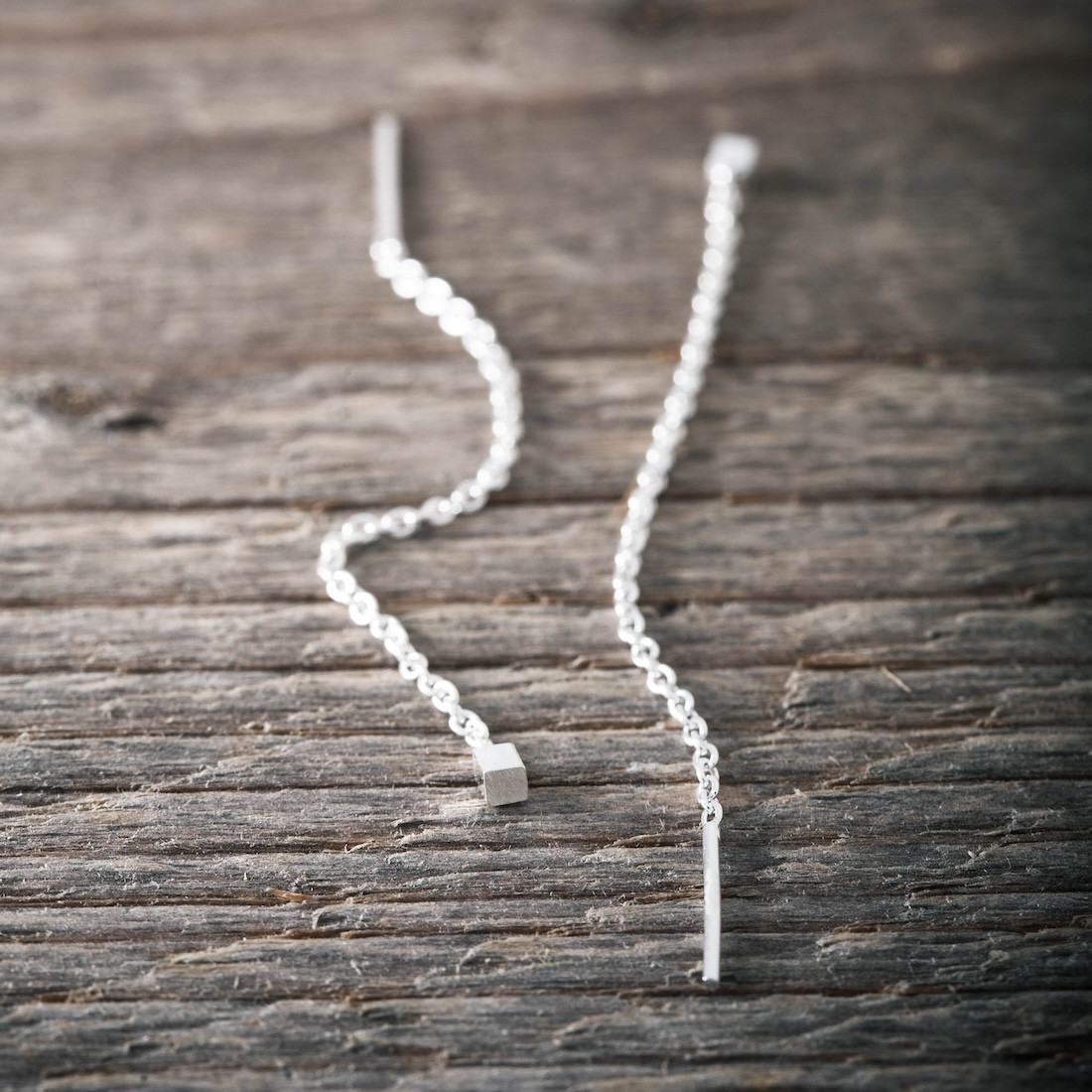 Silver earrings chain with cube
