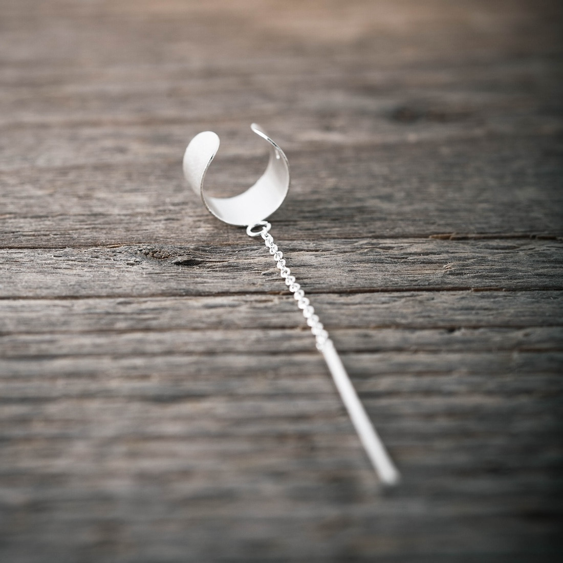 Silver earring ear cuff with long chain