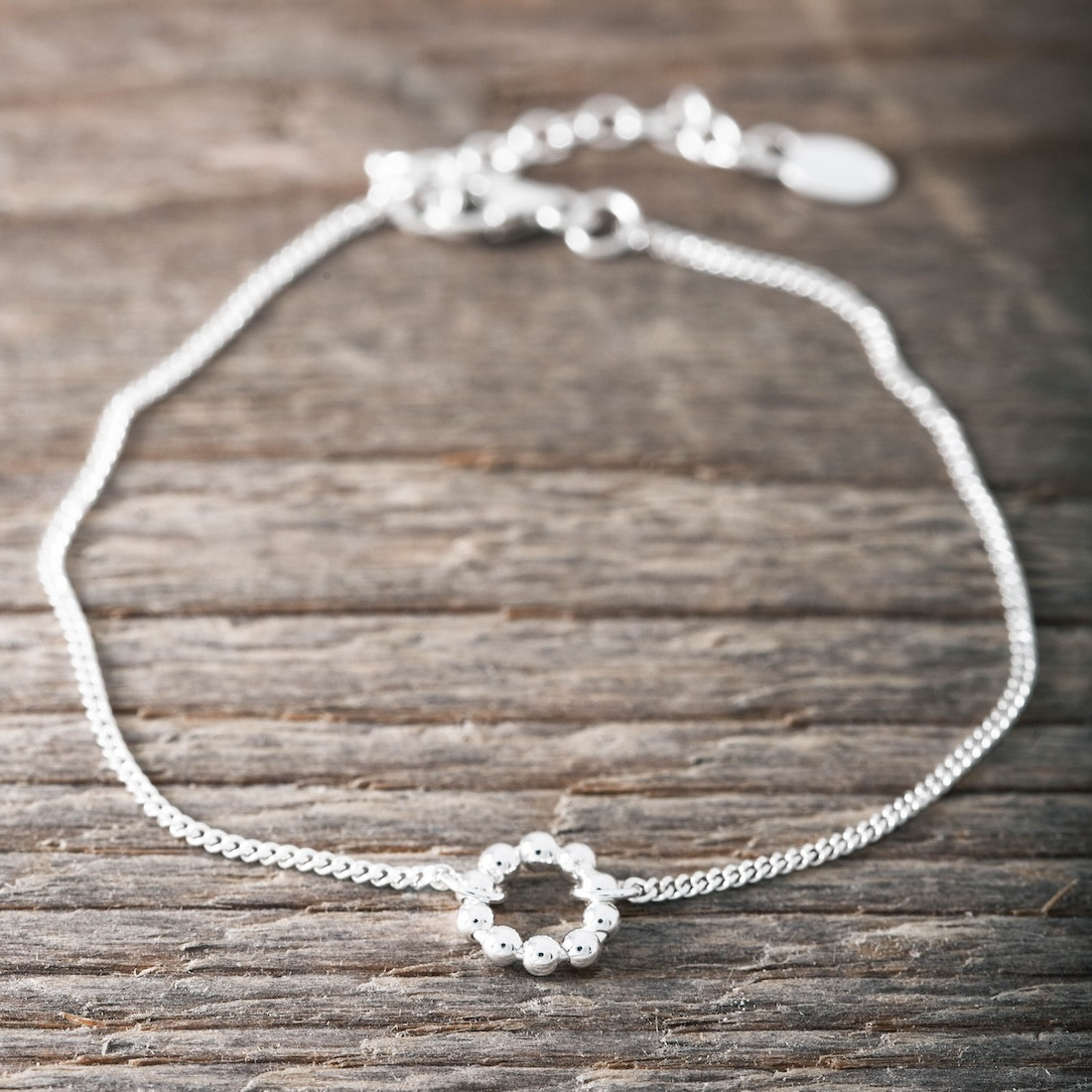 Silver bracelet circle with dots