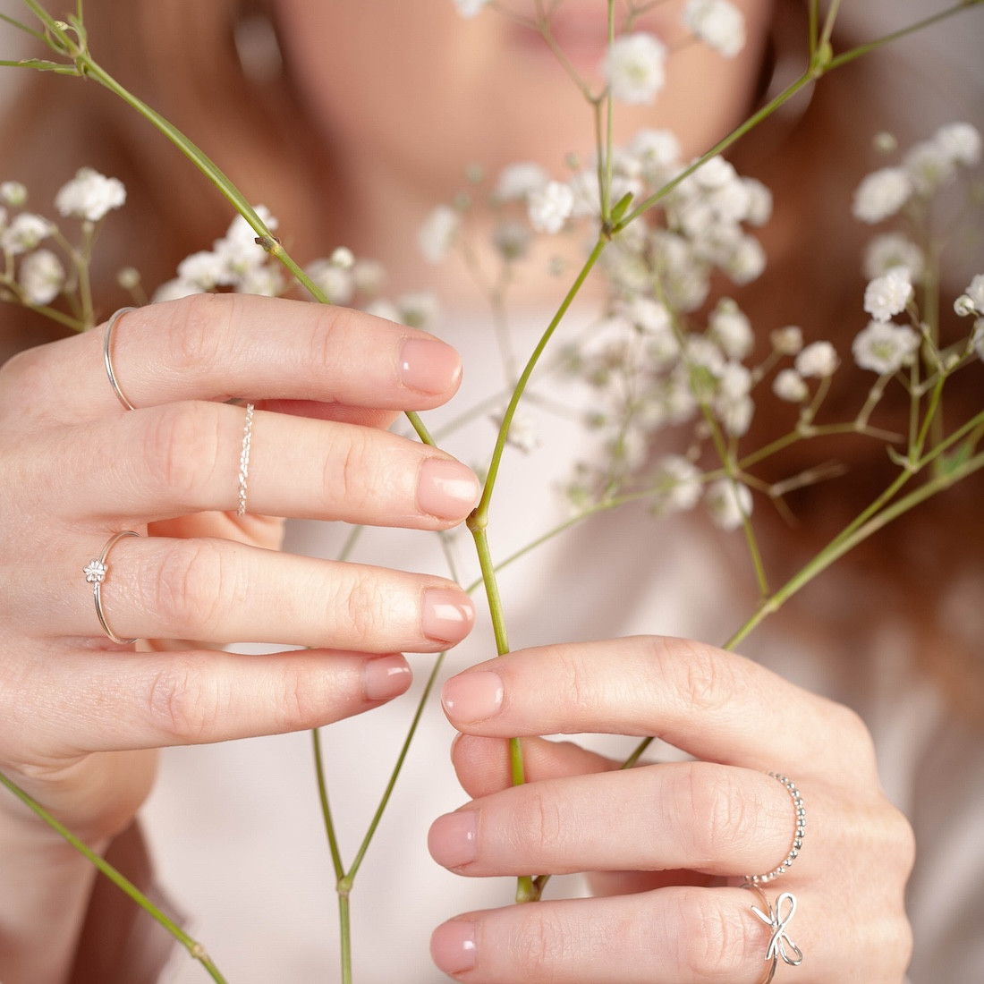 Silver ring mini flower