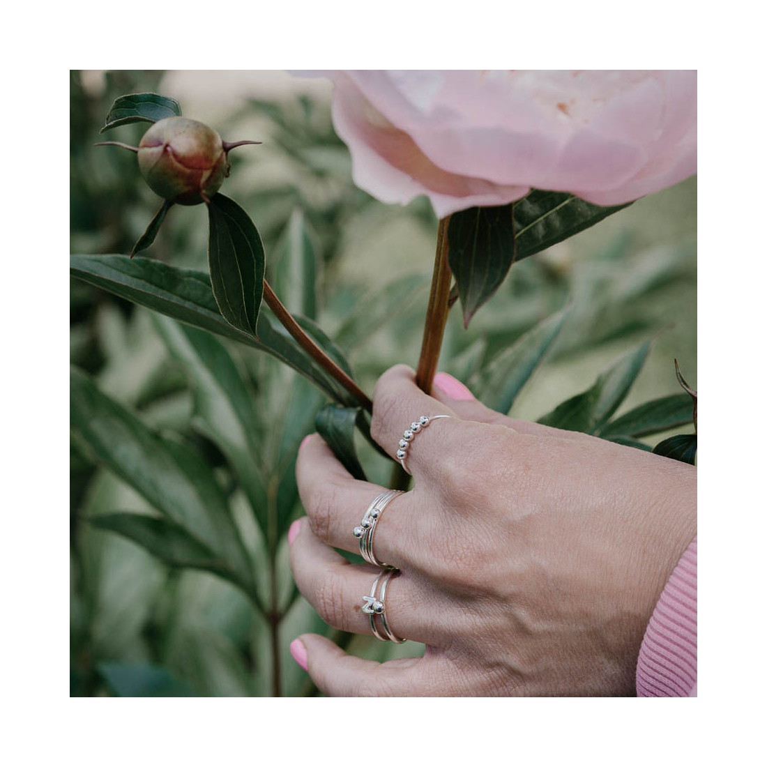 Silver ring mini ball