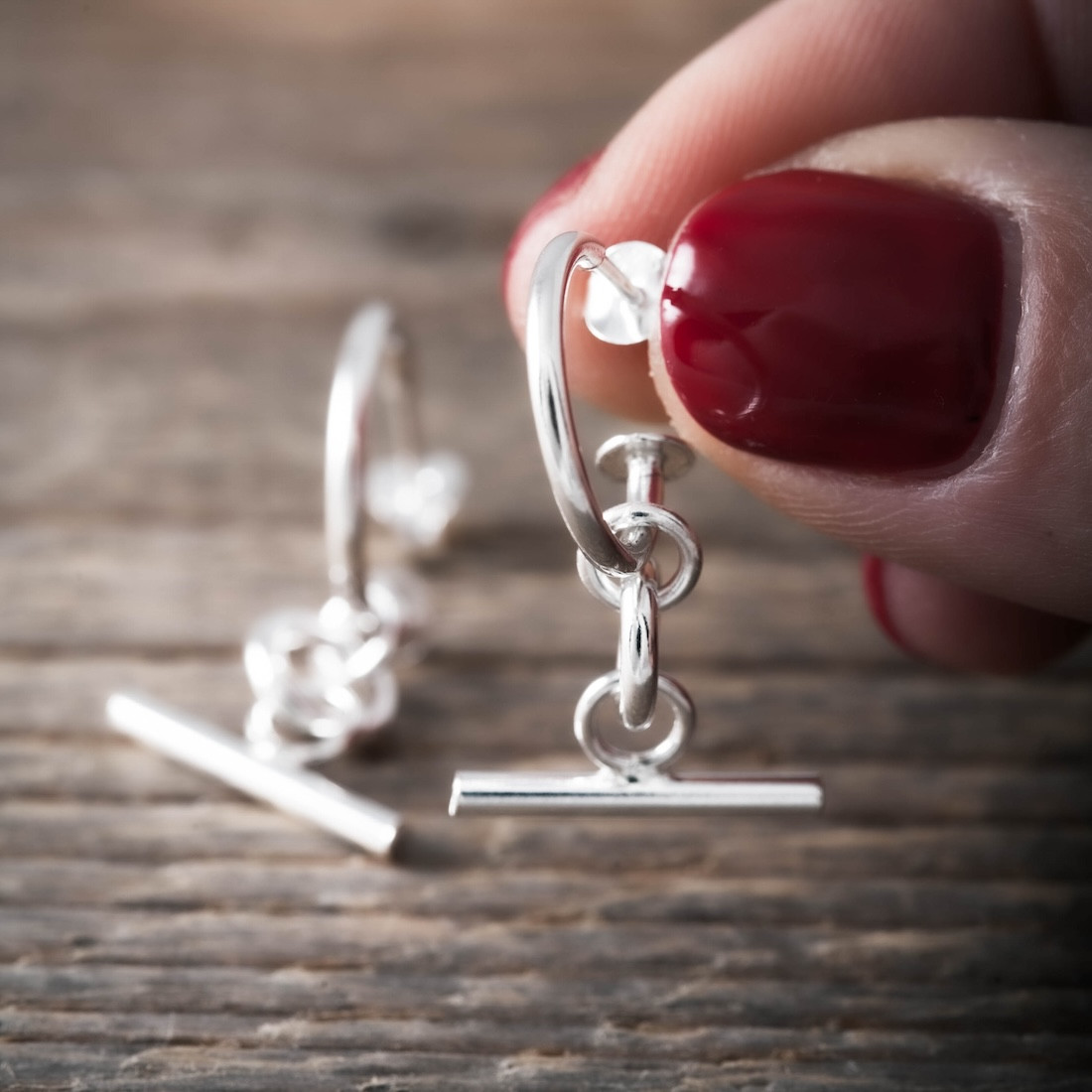 Silver hoops  T-bar