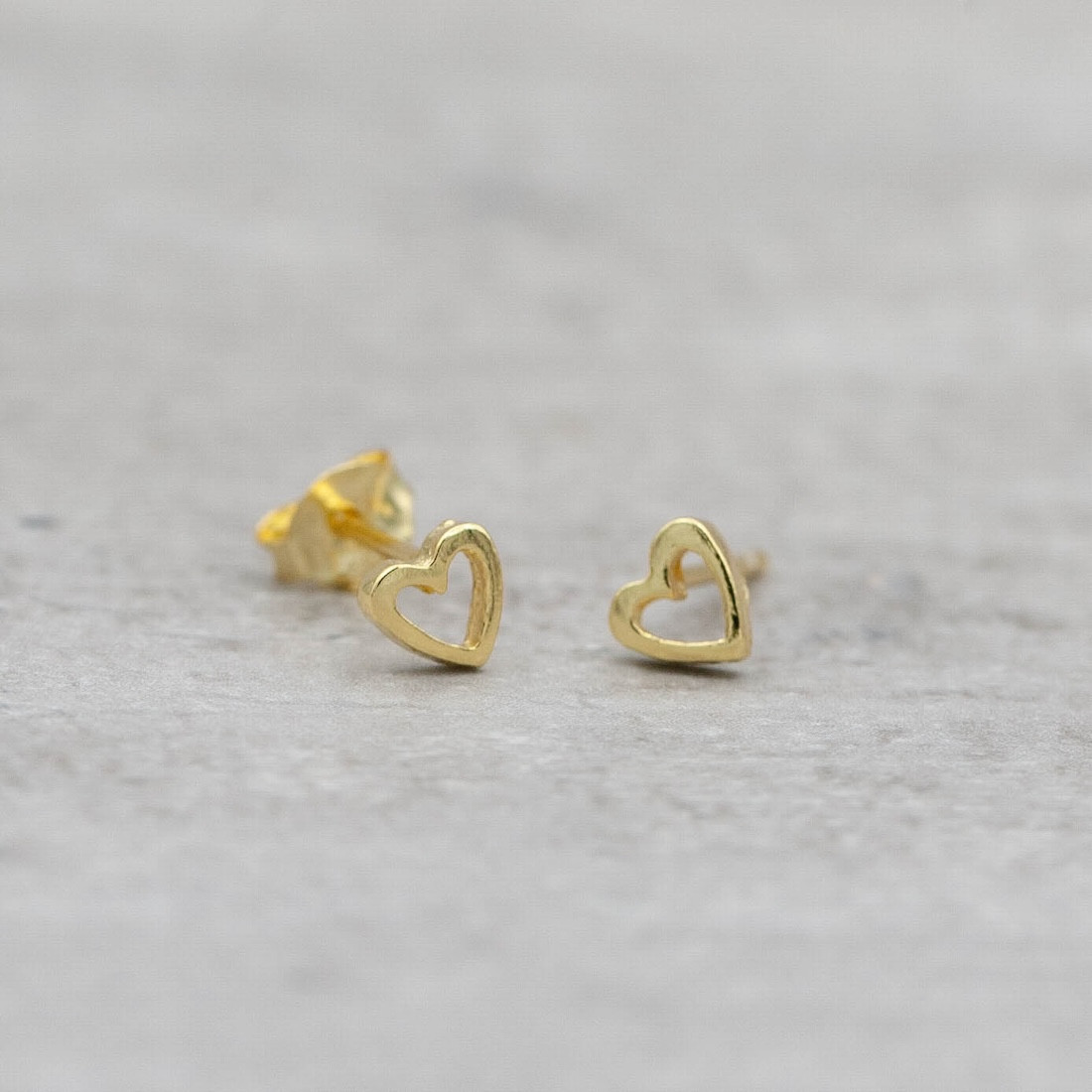 Gold earrings mini heart