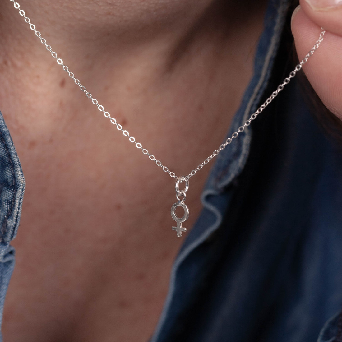 Silver necklace mini female sign