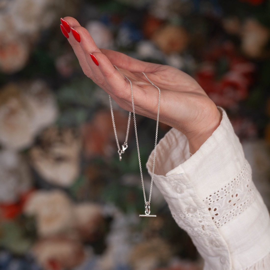 Silver necklace small T-bar
