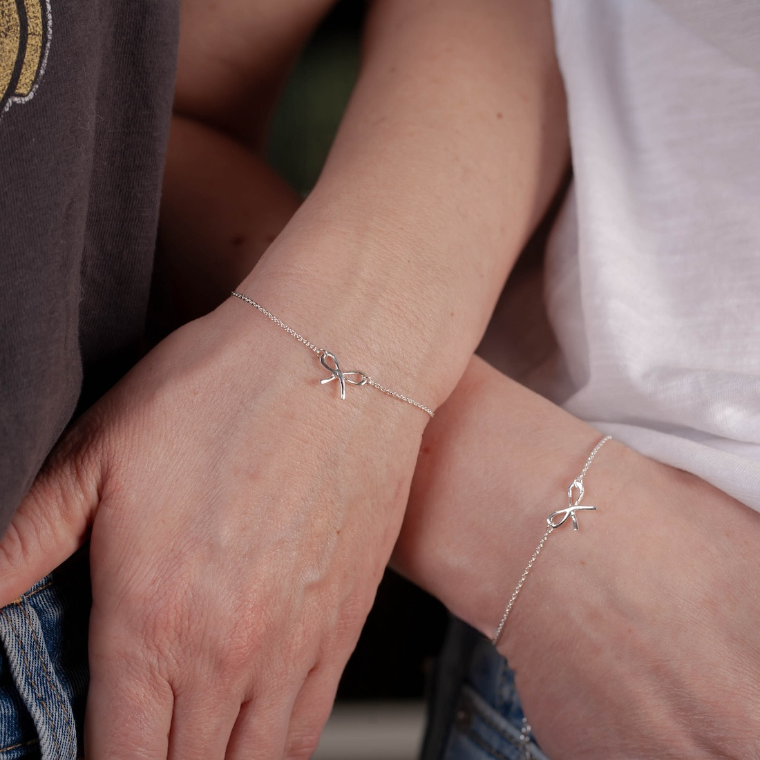 Silverarmband liten rosett