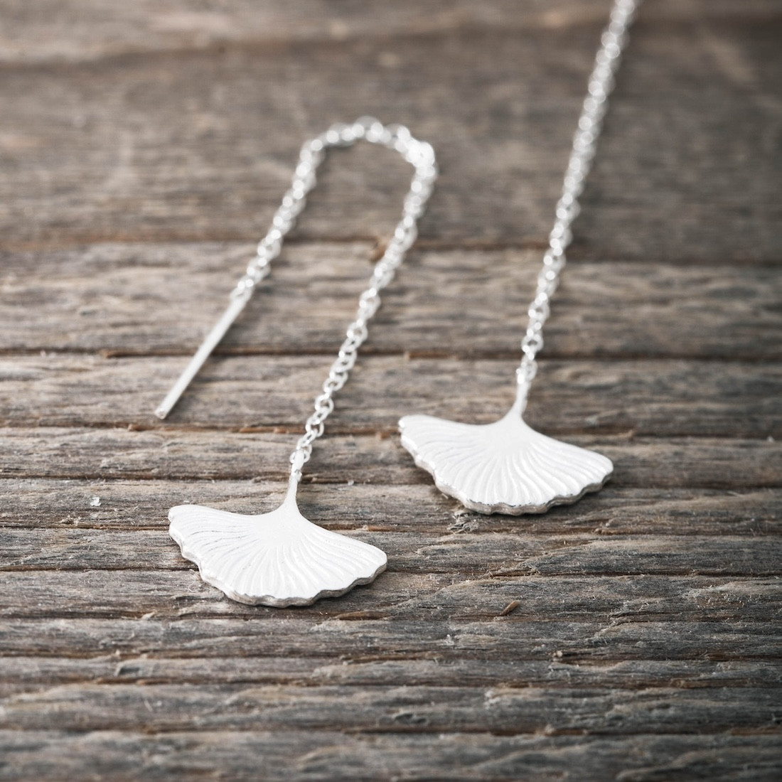 Silverörhängen "dra igenom" - Ginkgoblad