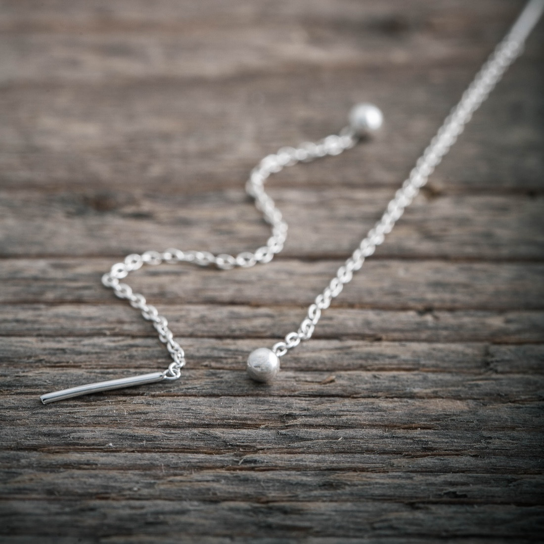 Silver earrings ball in chain