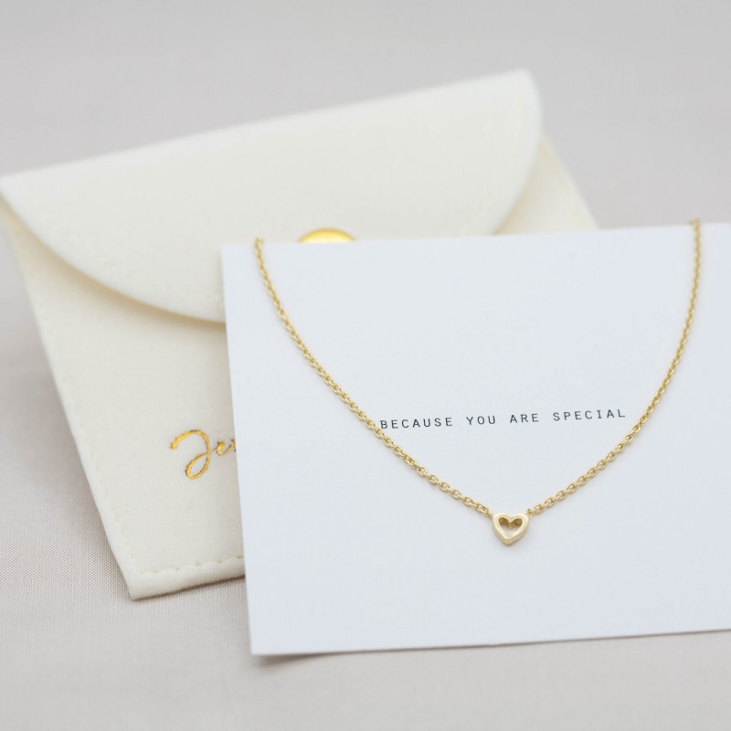 Gold necklace mini heart