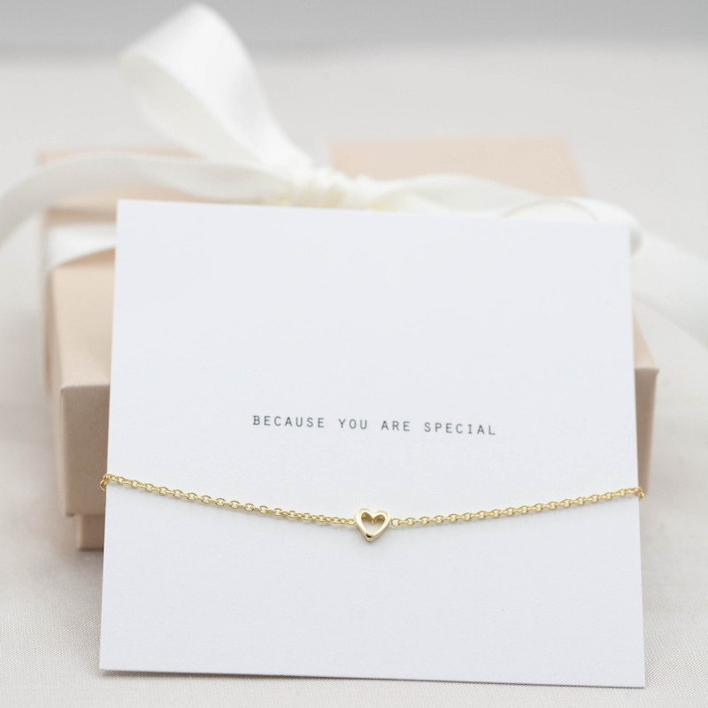 Gold bracelet mini heart