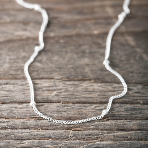 Silverhalsband tunn kort m kulor