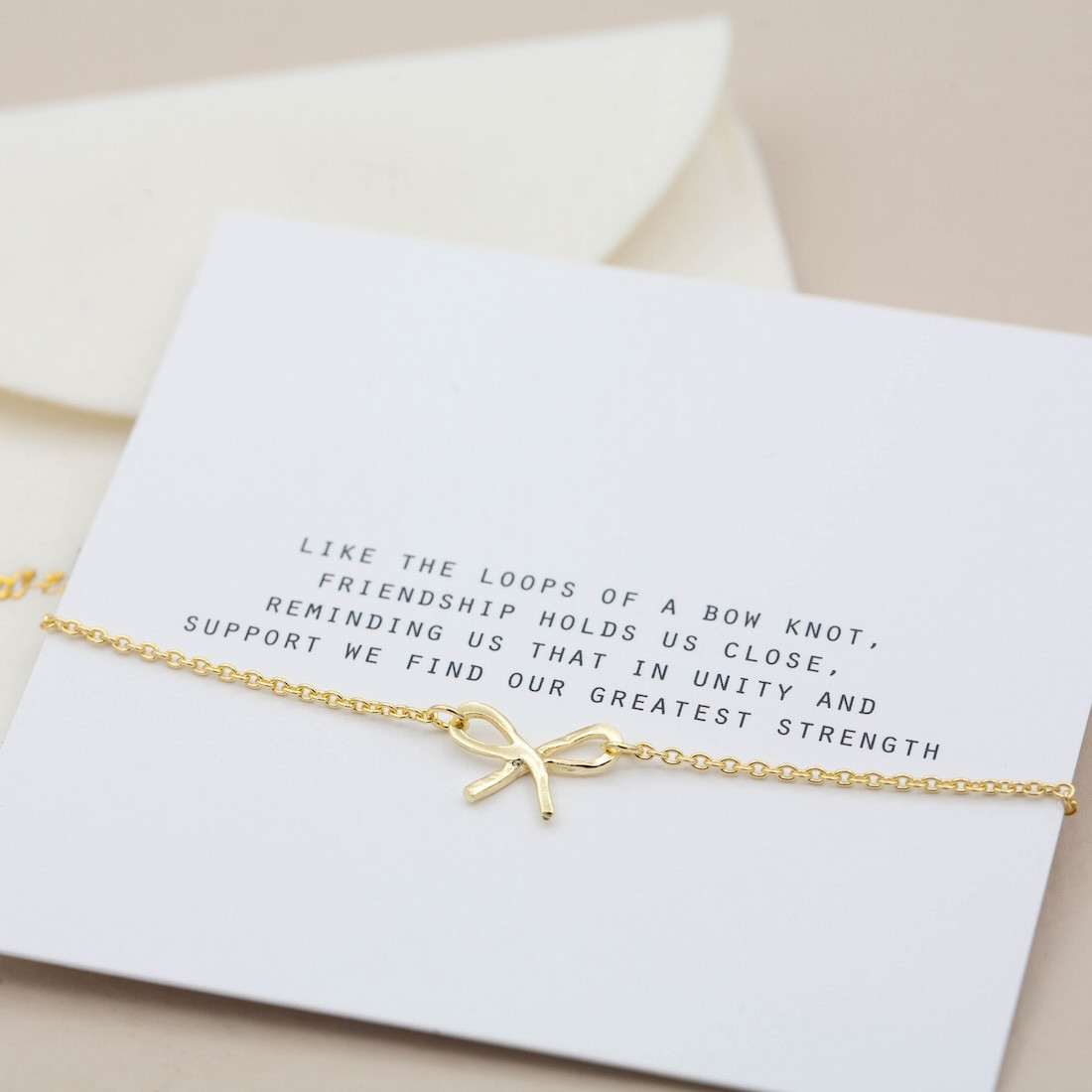 Gold bracelet small bow