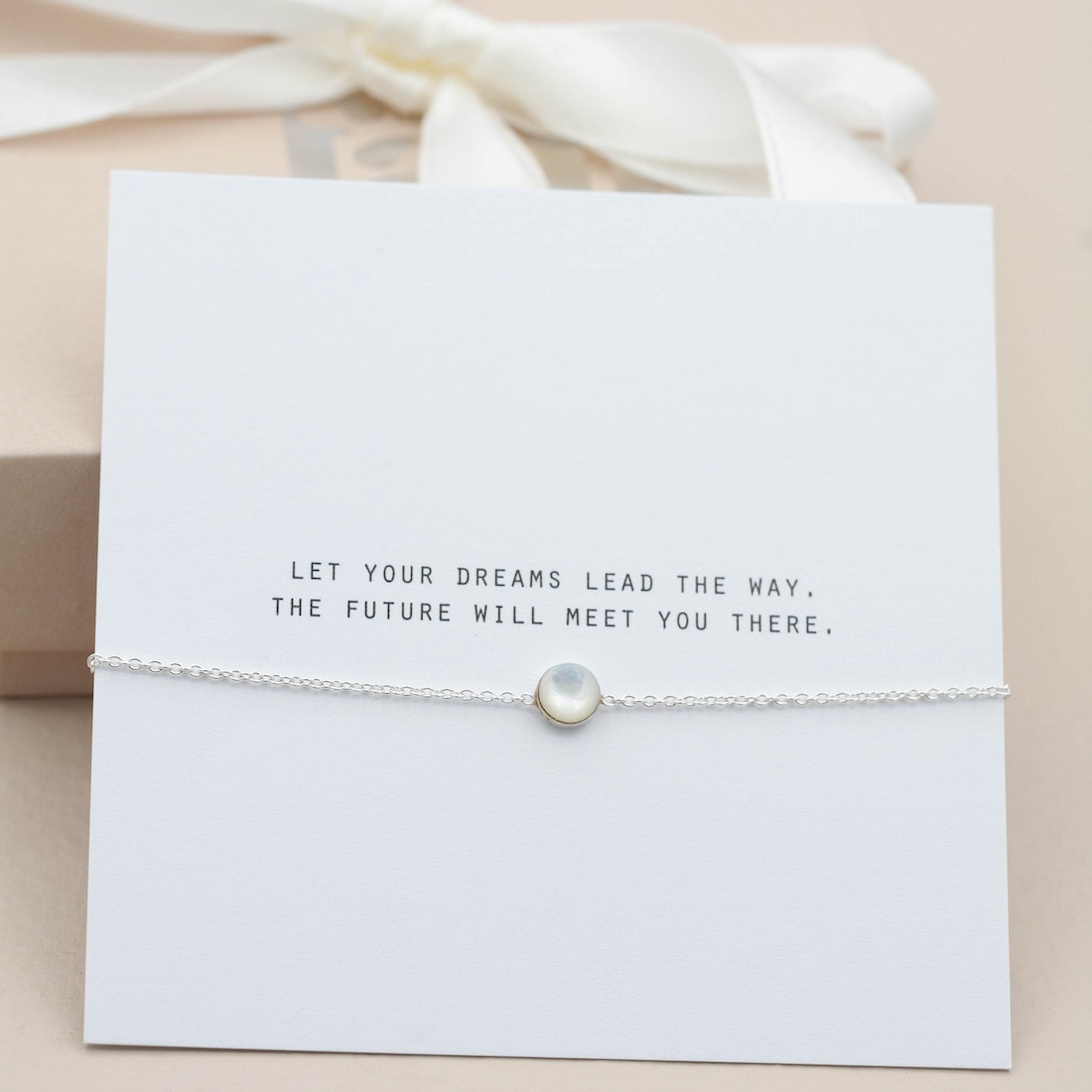 Silverarmband Vit månsten